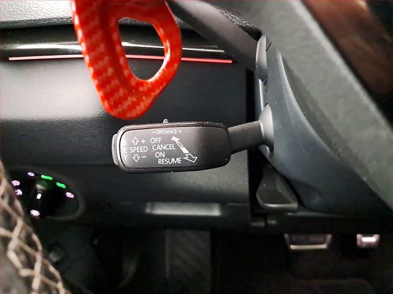 Škoda Karoq (2019) Sportline 2.0 TSI - fotka 24 z 29