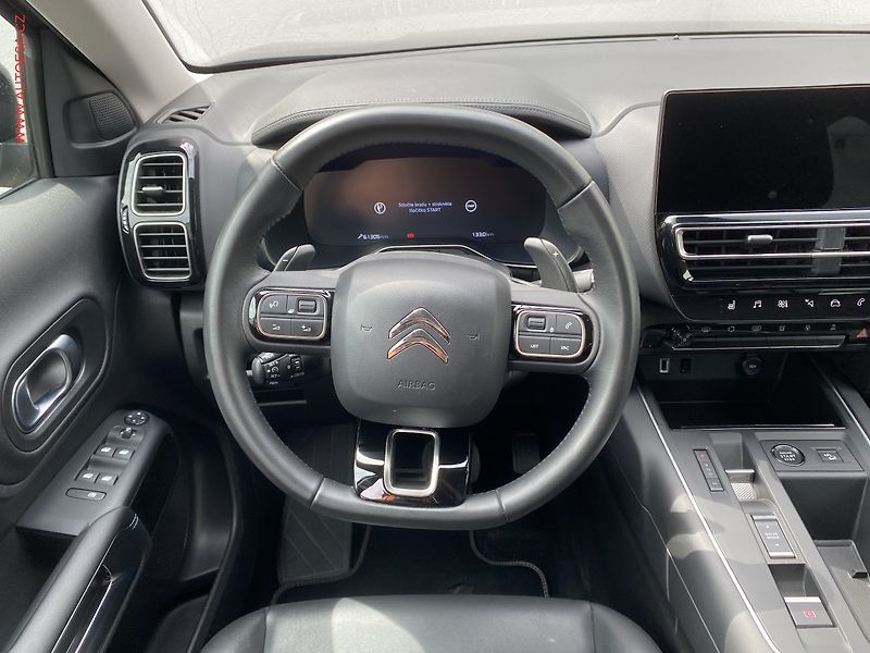Citroën C5 Aircross (2022) 1.2PT, Feel, AT, navi, kamera - fotka 11 z 19