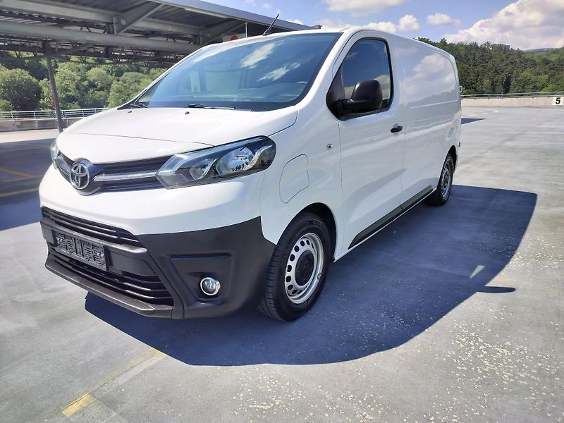 Toyota ProAce Electric L2 75kWh - fotka 3 z 28