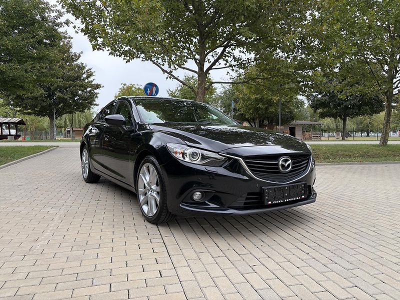 Mazda 6 2.0 Sports-Line - fotka 16 z 33