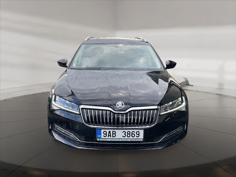 Škoda Superb 2,0 TSI 140 Style DSG - fotka 2 z 11