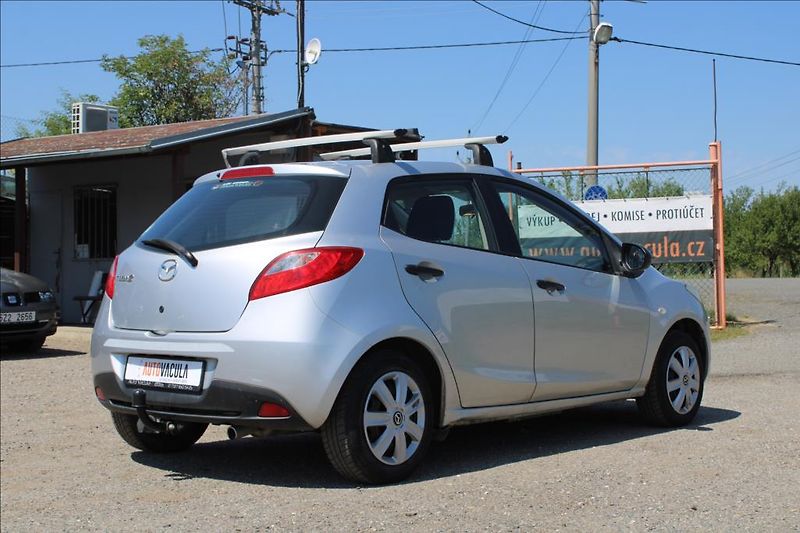 Mazda 2 1,3 i  STK 3/2027, KLIMA - fotka 5 z 20