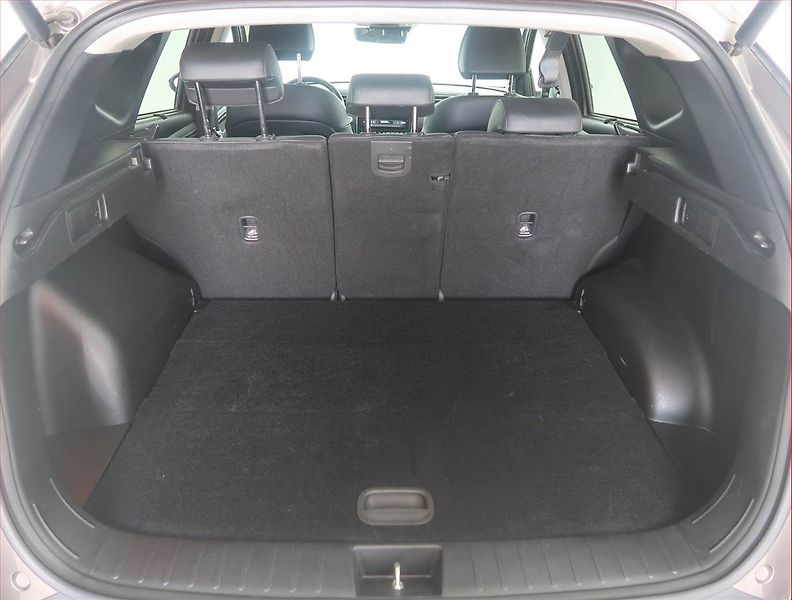 Hyundai Tucson (2021) 1.6 T-GDI 48V MHEV - fotka 14 z 15
