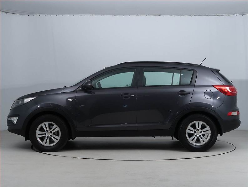 Kia Sportage (2011) 1.6 GDI, Tempomat - fotka 3 z 15