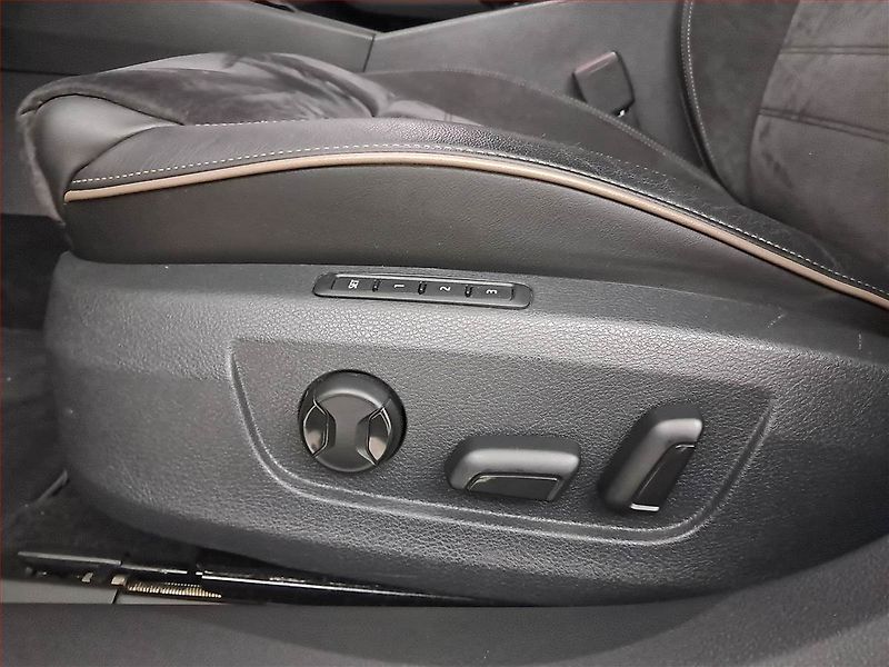 Škoda Superb (2021) Scout 2.0 TDI - fotka 17 z 23