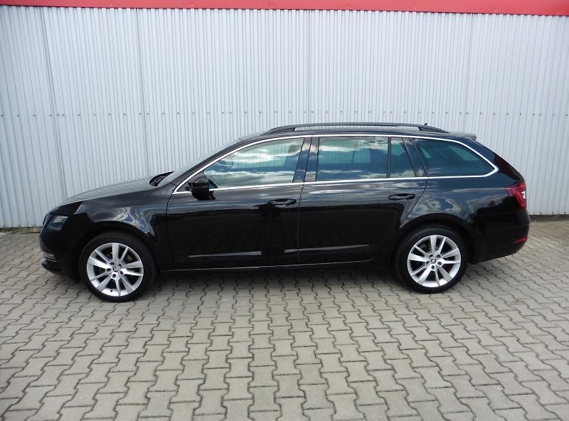 Škoda Octavia III Combi 2.0 TDi Style 1.maj. - fotka 3 z 16