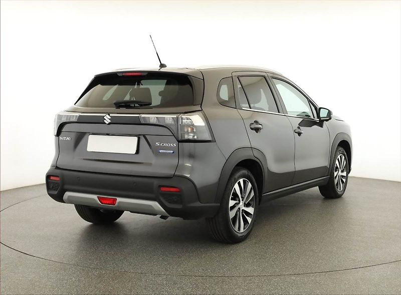 Suzuki SX4 S-Cross (2022) 1.4 BoosterJet - fotka 5 z 21