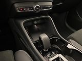 Volvo XC40 (2026) B3 AUT DARK ULTRA  - náhled 35