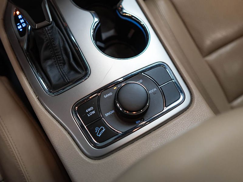 Jeep Grand Cherokee (2019) 3.6 V6 Limited 4x4 - fotka 24 z 37