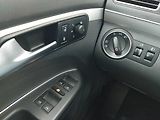 Volkswagen Touran (2014) Comfortline 2.0 TDI, 7 míst - náhled 19