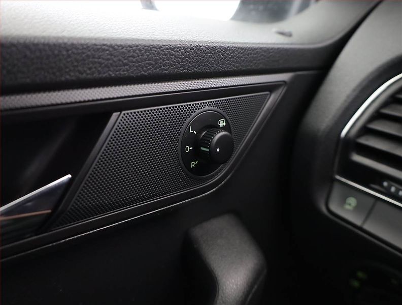 Škoda Fabia (2021) Style 1.0 TSI, ČR,1.maj - fotka 19 z 20