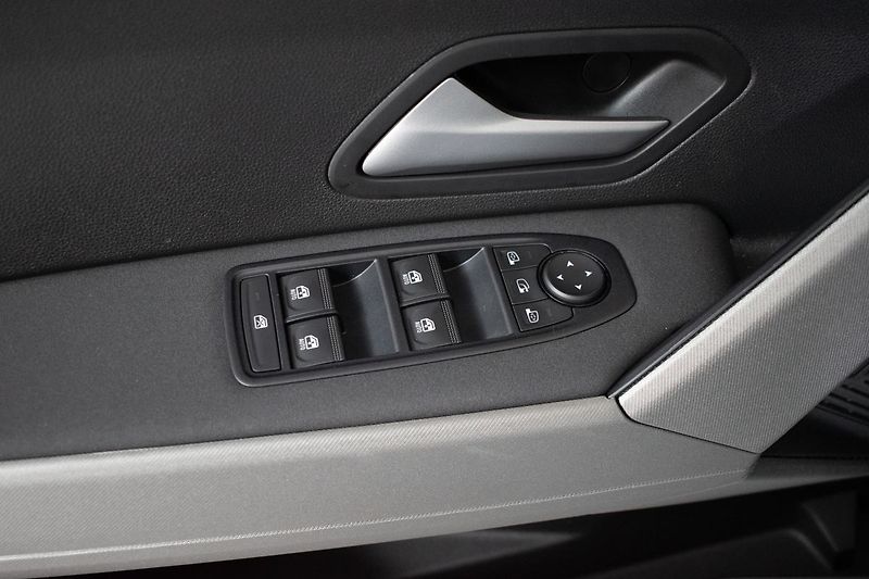 Dacia Bigster JOURNEY 1.2 TCe HYBRID-G 140 - fotka 15 z 48