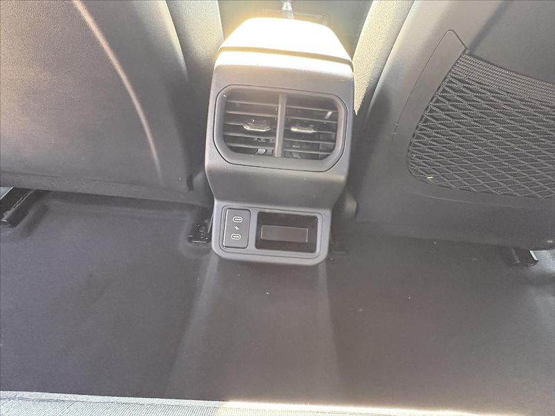 Kia K4 (2025) 1,0   T-GDI EXCLUSIVE - fotka 21 z 23