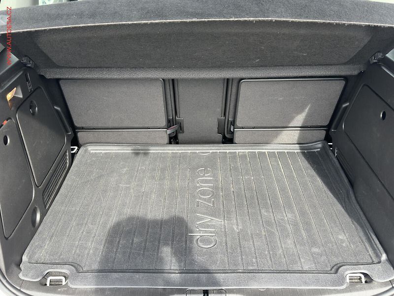 Opel Meriva (2016) 1.4i, ČR, Klima - fotka 7 z 16