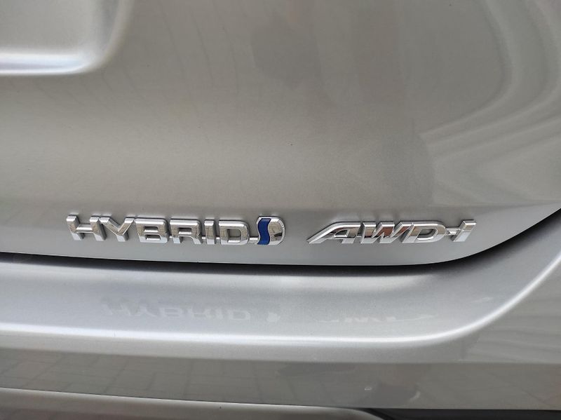 Toyota Highlander 2.5e-CVT HEV 7míst, AWD - fotka 46 z 59