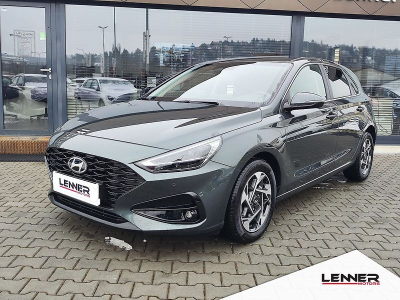 Hyundai i30 1.5 T-GDI/103kW Style DCT - fotka 1 z 33