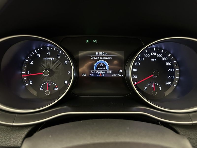 Kia Ceed 1.5 T-GDI Fresh - fotka 10 z 22