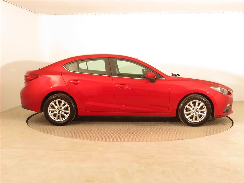 Mazda 3 (2016) 2.0 Skyactiv-G, Serv.kniha - fotka 6 z 15