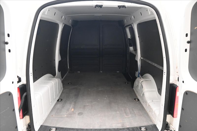 Volkswagen Caddy 2,0 TDI 75 kW MAXI KLIMA Záruk - fotka 10 z 27