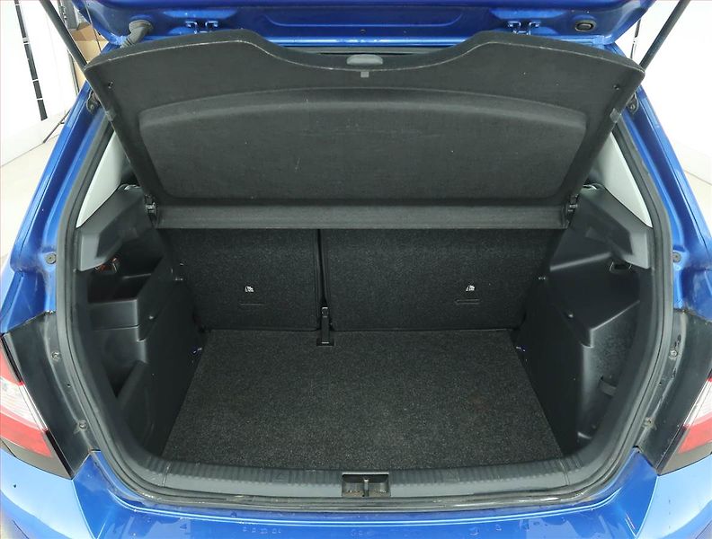 Škoda Fabia (2021) Ambition Plus 1.0 TSI, ČR - fotka 13 z 15