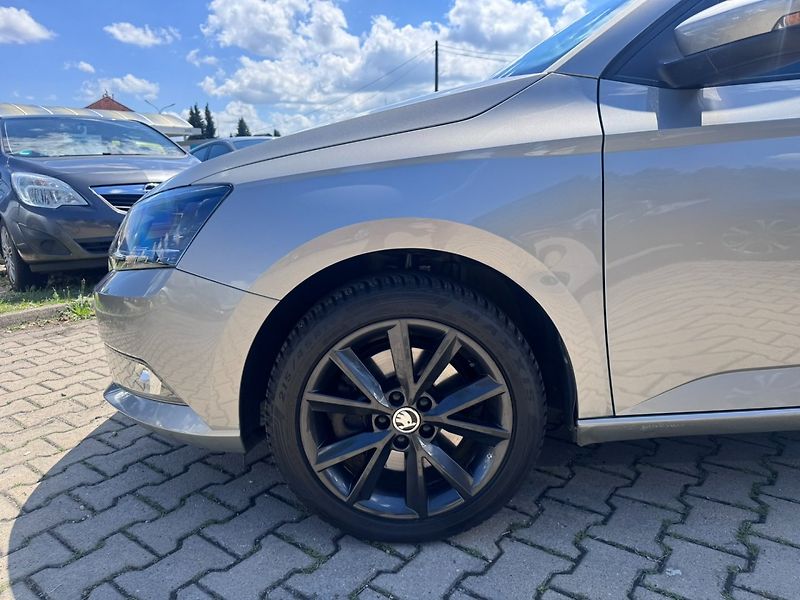 Škoda Fabia (2015) 1,2 TSI 81 KW 2. MAJ KILOMETRY - fotka 13 z 50