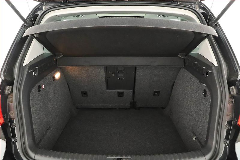 Volkswagen Tiguan (2010) 2.0 TDI, 4X4, Automat, Kůže - fotka 16 z 17