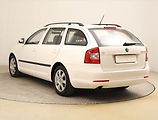 Škoda Octavia (2011) 1.6 TDI, nová STK, servisované - náhled 3