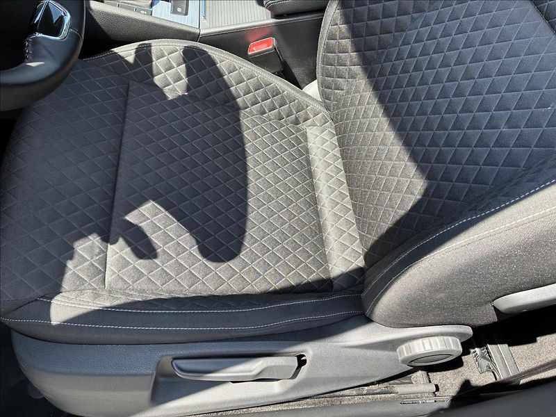 Škoda Superb 2,0 TAŽNÉ,EL.KUFR,KAMERA - fotka 11 z 32