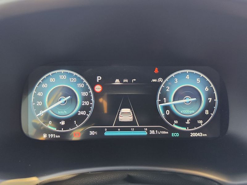 Hyundai i30 1.5 T-GDI/103kW N-Line DCT - fotka 17 z 35