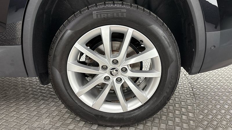 Škoda Kodiaq 2.0 TDI DSG 4x4 Style - fotka 19 z 31
