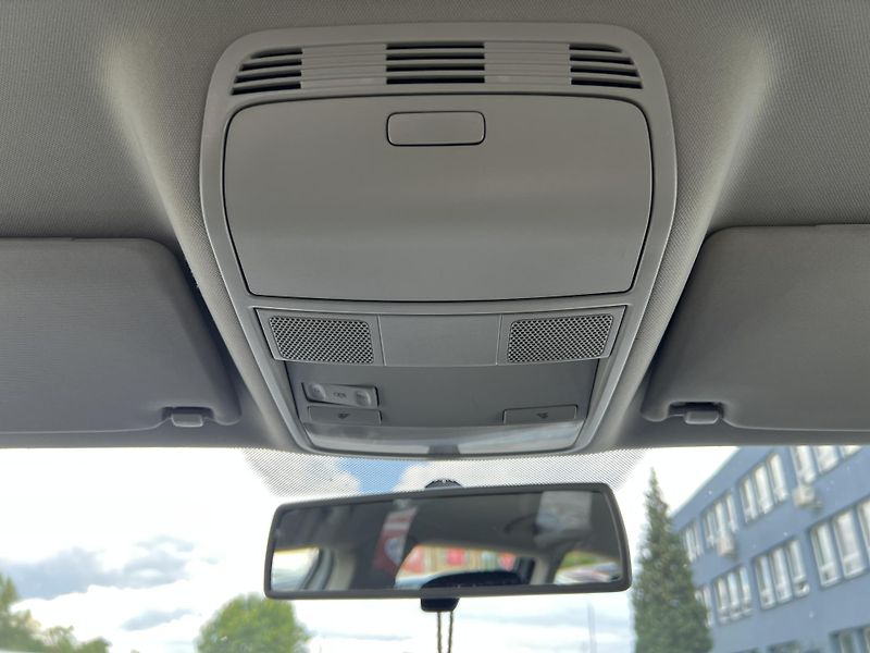 Volkswagen Passat Variant 2.0TDi 125kw DSG ALU - fotka 17 z 41