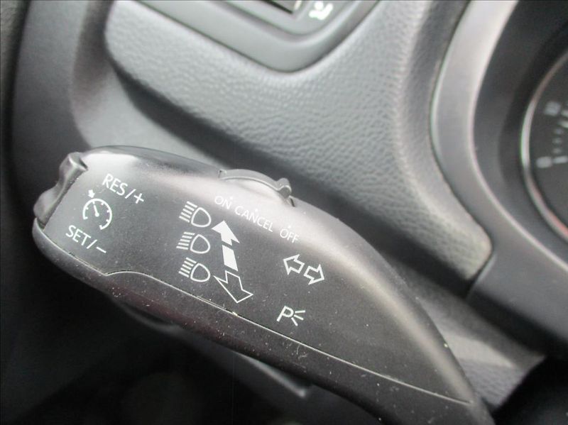 Škoda Fabia 1,2 TSI, digiklima,servis,tažn - fotka 15 z 32