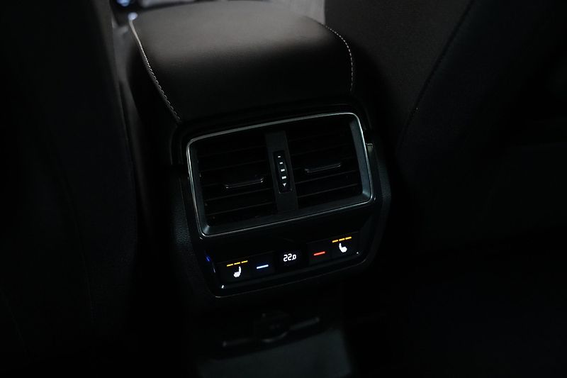 Škoda Karoq - fotka 26 z 29