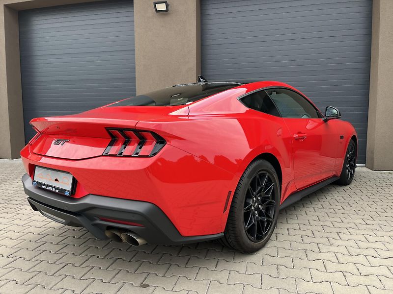 Ford Mustang (2024) 5.0 V8 GT MagneRide  Aut, DPH - fotka 11 z 43