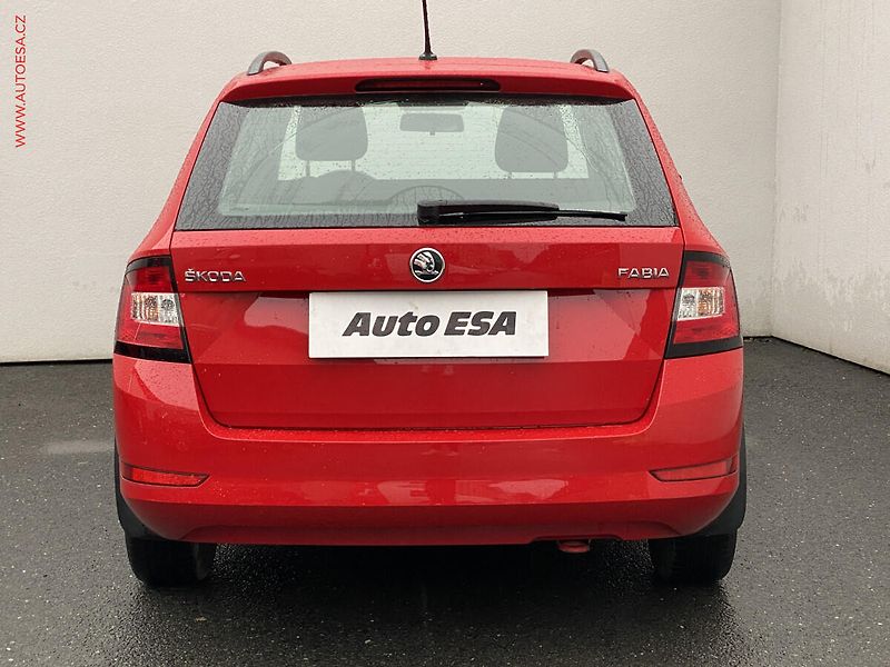 Škoda Fabia (2019) 1.0TSi, ČR, Ambition - fotka 5 z 15