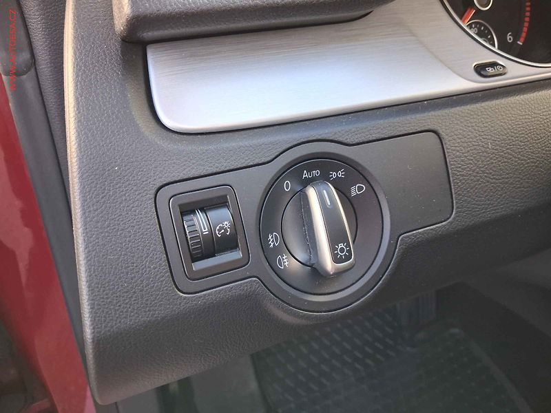 Volkswagen CC (2013) 2.0 TDi, ČR, AC, bixen - fotka 16 z 18