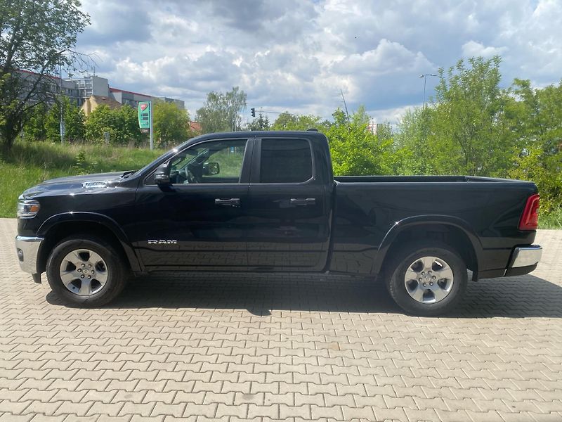 RAM 1500 (2025) 1500 3.6 V6 - fotka 2 z 17