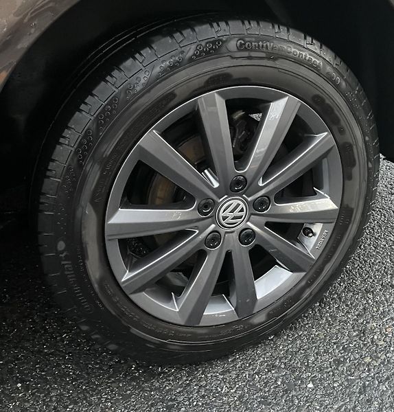 Volkswagen Caravelle (2019) výletní vůz, mazlík :-) - fotka 12 z 17
