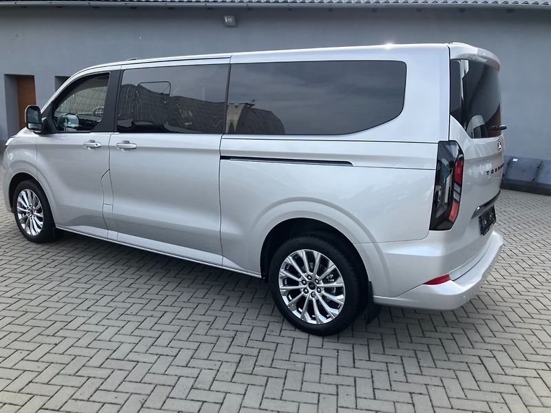 Ford Tourneo Custom (2024) TITANIUM LONG 8-AT AWD - fotka 5 z 24