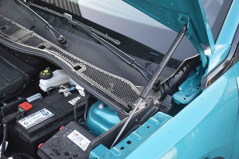 Opel Mokka je stále jedno z nejhezčích malých SUV.