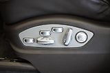 Porsche Cayenne 4,2 TDI V8 4WD AUT. - náhled 14