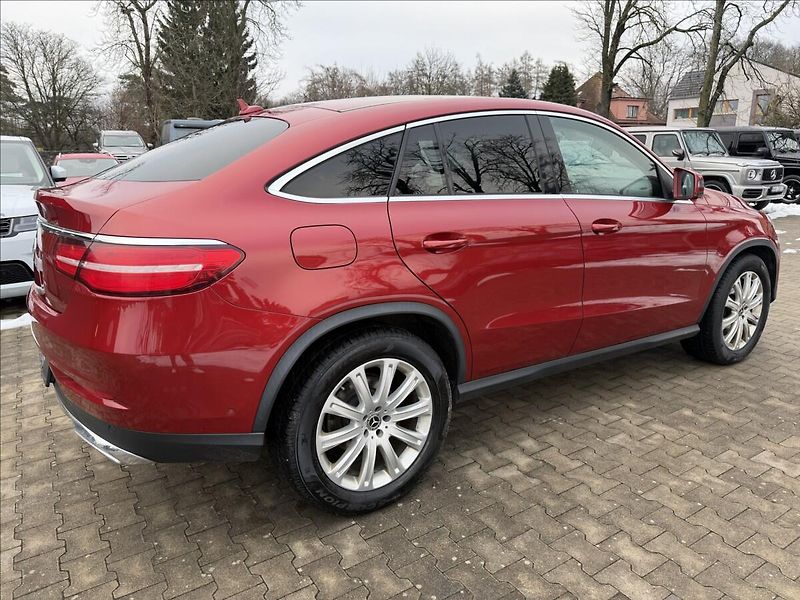 Mercedes-Benz GLE 350d Coupe 4Matic - fotka 5 z 31