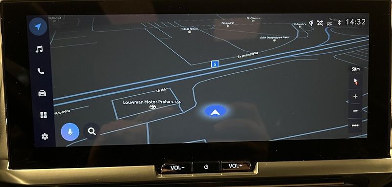 Toyota C-HR 2,0 HYBRID AT AWD EXECUTIVE PR - fotka 7 z 19