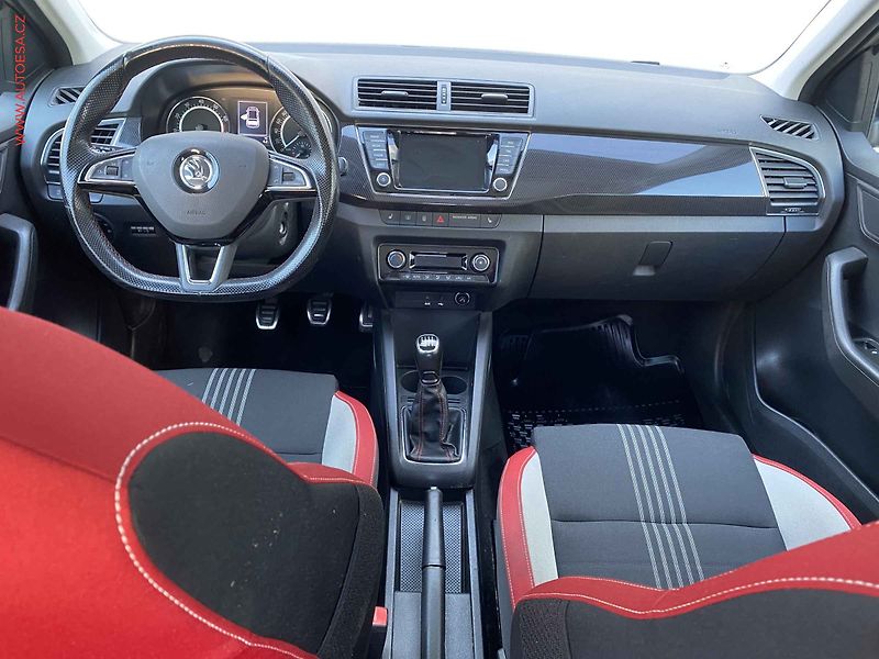 Škoda Fabia (2017) 1.2 TSi, Monte Carlo, panor - fotka 8 z 19