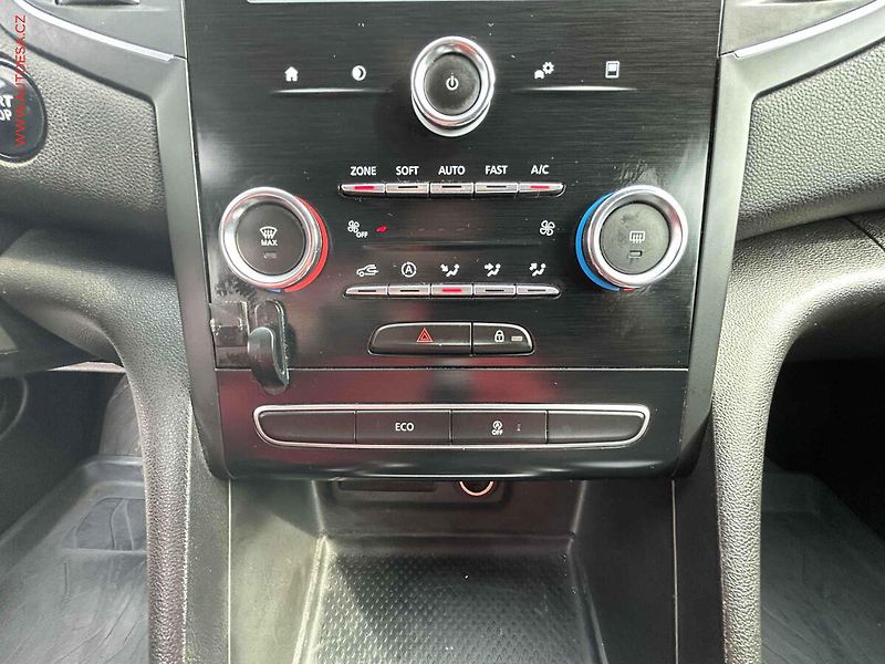 Renault Mégane (2017) 1.5dCi, LED, AC, výhřev sed. - fotka 13 z 18