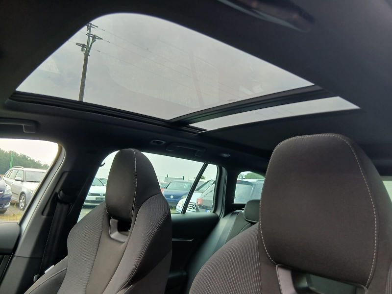 Škoda Octavia 2.0 TDI,STYLE INDIVIDUAL - fotka 41 z 58