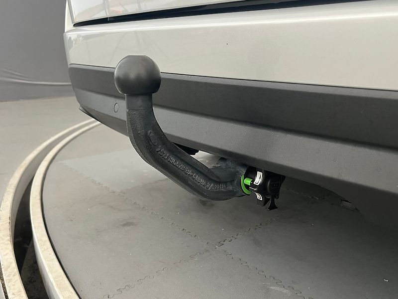 Ford S-MAX 2.5 HEV ST-Line - fotka 50 z 75