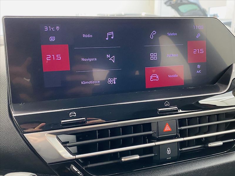 Citroën C4 1,2 PureTech 96KW S&S  ČR - fotka 16 z 26