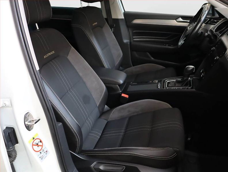 Volkswagen Passat (2019) Alltrack 2.0 TDI - fotka 9 z 26