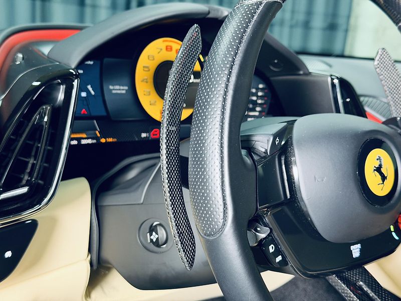 Ferrari Roma (2021) FULL CARBON MAX VÝB ZÁRUKA - fotka 18 z 30